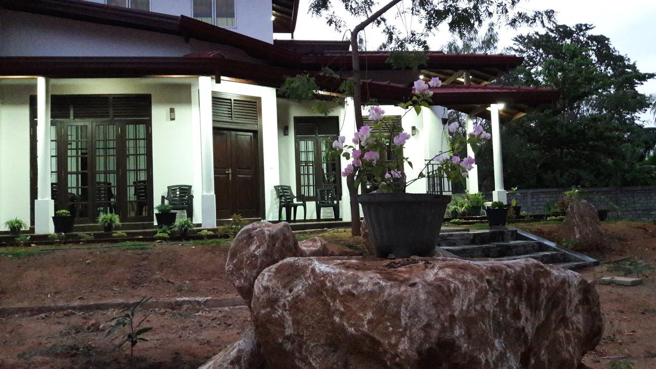 Kottamba Yala Stay & Safari Tissamaharama Buitenkant foto
